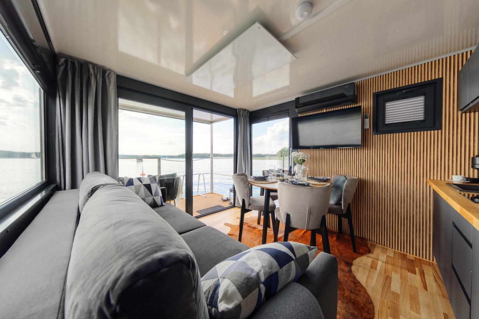 Domek Na Wodzie - Houseboat -Sauna, Taras Na Dachu, Dwie Sypialnie Mikolajki Bagian luar foto